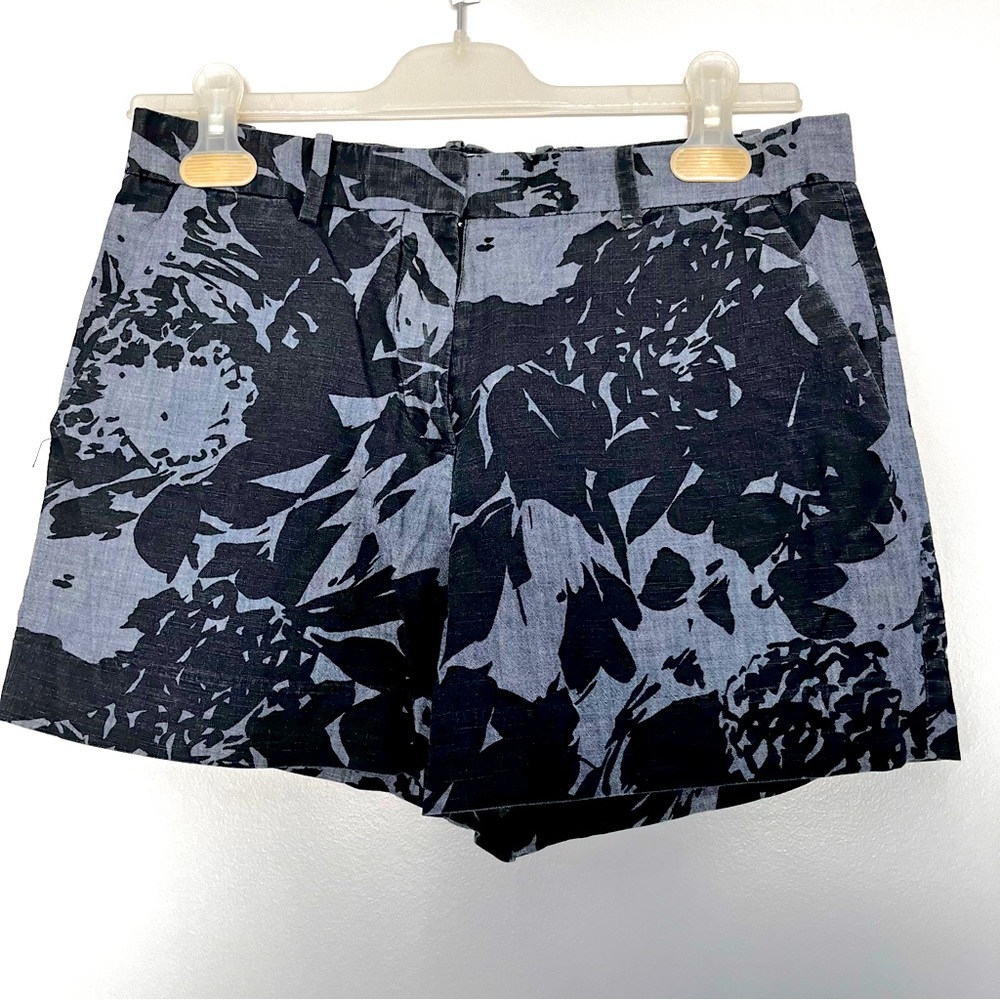 BNWOT GAP TAILORED BLUE SHORTS